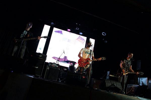 ConvivenciaRock's tweet photo. Después de un receso, continuamos con más #Audiciones2014 en tarima #Wild #ViveRockConInclusión fotos: Steve Tae http://t.co/fU12tNt4lK