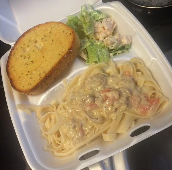 JayPattYB's tweet photo. #SHSU we are still selling #SundayDinner plates. Hit us up if you want one. Only $7 #InternStyle http://t.co/tr6fD7gjRp