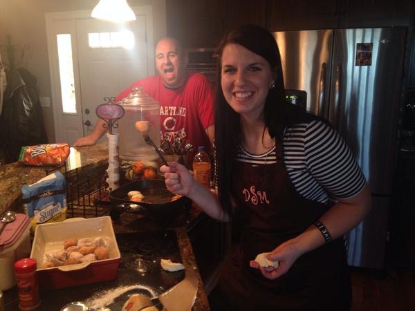 DesireeStJohn's tweet photo. J-High Mini-Doughnut night is under way!!!  Be at my house at 6! @breakthroughYM http://t.co/rcfPQCaZ9O