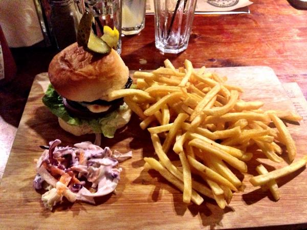 D_tyson2404's tweet photo. @FeatherBoneBar Had a lovely lunch while in Cardiff for Jonny's bday weekend! #bday #Cardiff #30th #food #delicious http://t.co/T7xoPIlz6d