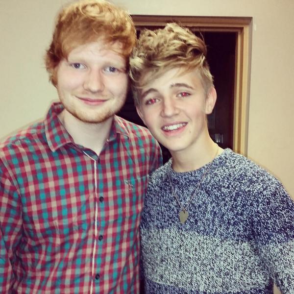 baileymac02's tweet image. @edsheeran Thank you so much for inviting me to your gig man was great to meet and hang out with ya.. see you soon 😉