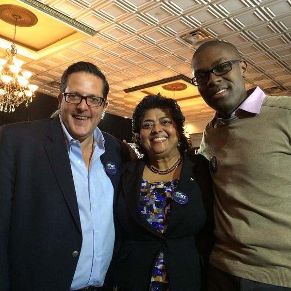 dianaalli29's tweet photo. #vote57 @johntoryTO #TOgether #TOpoli @bobredelmn  #toronto hundreds w Positive energy in the room for @johntoryTO http://t.co/iPJgfQZ5d3