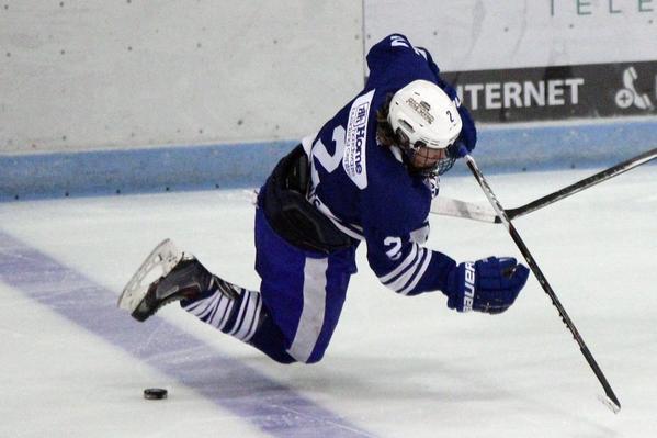DevonYoungC21's tweet photo. Congrats @CNauts21.... How bout we change that DP tho! #RIPMinor #WelcomeToJR #BluelineProblems http://t.co/iRNS9QdJQd