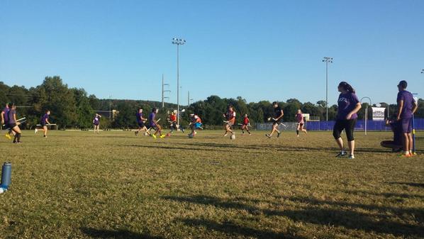 ellebee2450's tweet photo. Fly or die @LJQuidditch @SHSUQuidditch #AxeEm http://t.co/W4Gpm09rPD