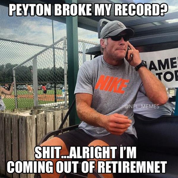 NFLMemes's tweet photo. Brett Favre Be Like.. http://t.co/zBGnPujm9T