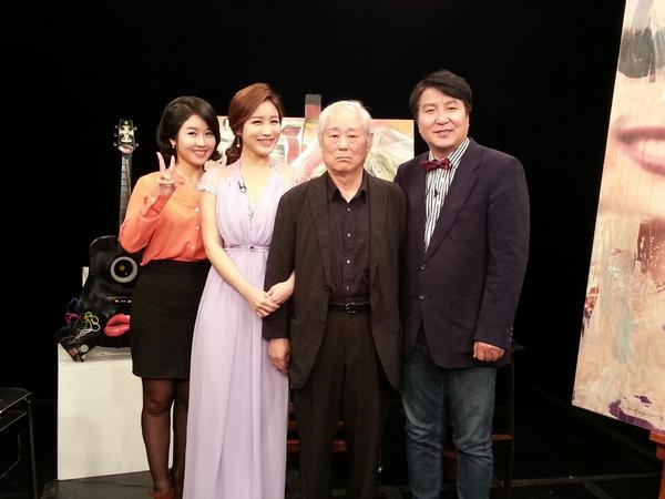 방송일시 : 2014.10.22 (수) 오후 8시!! 김구림 작가님 본방사수~ 
김구림 작가님은 영국 데이트모던 미술관 기획전에 초대되신 작가님으로 한국작가로는 백남준 작가님의 이어 두번째전시라고 합니다.