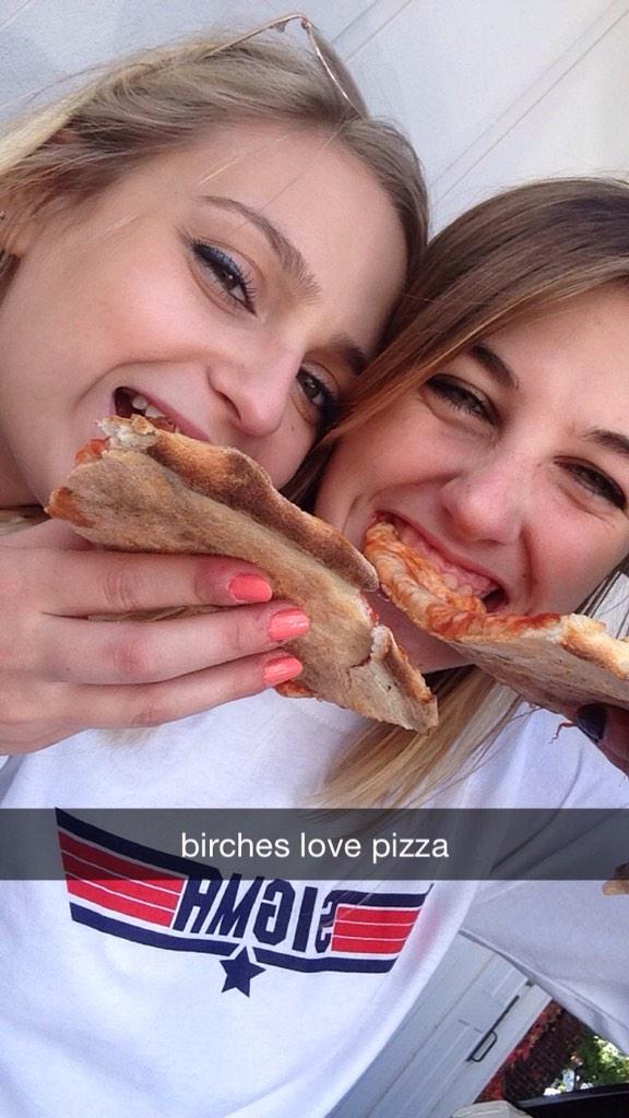 c_glassy's tweet photo. #souknowitsreal ππππ» @StephEngelmann http://t.co/Yf0RzgUe09