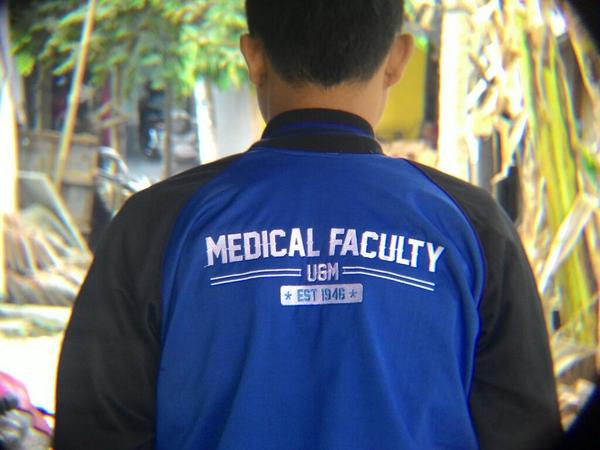 860 Koleksi Desain Jaket Ugm Gratis Terbaik
