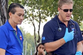 AustraliaEMS's tweet photo. We mourn the loss of our good friend &amp; Singapore #Paramedic James Teo. A great man who will be missed. God Bless You http://t.co/3KhogaJSrX