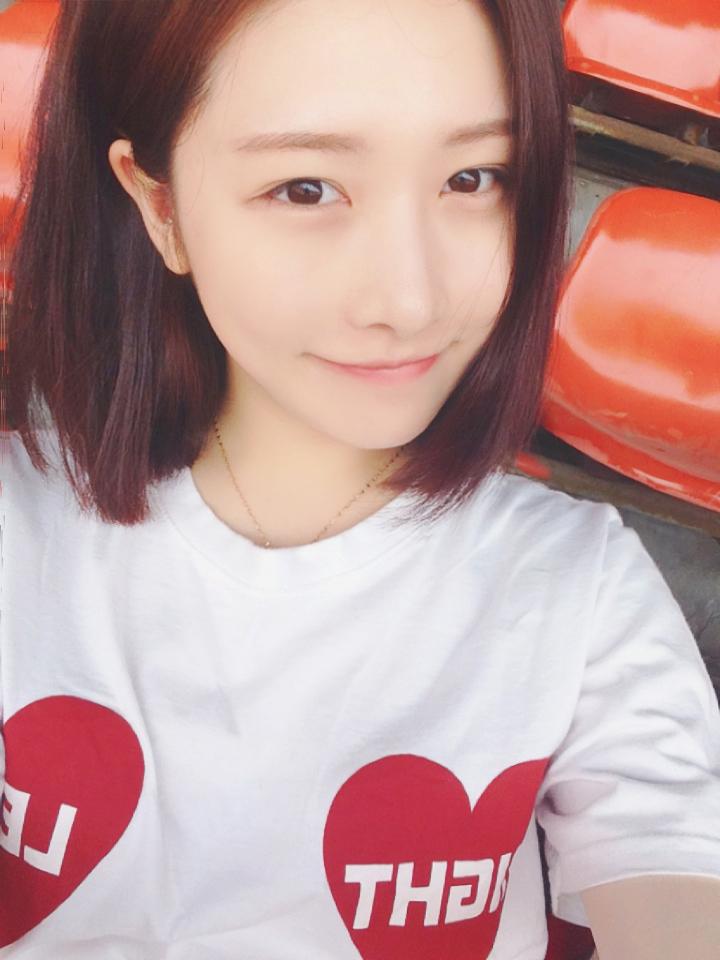 B0Y1gjMCcAAYjWe.jpg:large