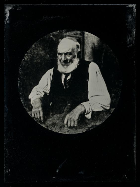 #HaltonHour we’ve been changing treasured family photographs into archival wet collodion images!