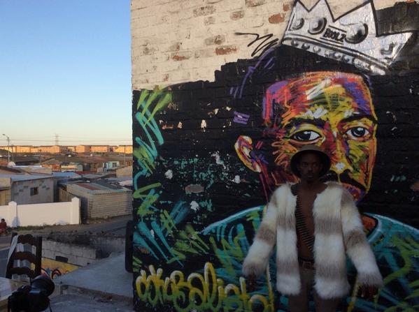 LadySkollie's tweet photo. . @LordBoolz ft Kwa-Langa Township / #ApheKapaweekend with @THEVCG021 @TracyLRosslind @RudeWorldHipHop #BiggieBounce http://t.co/MKfwMY4rYj