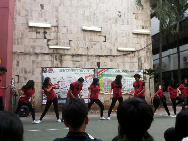 dentzmeeting's tweet image. Kereeeen banget loh formasinya @FKGUI2012