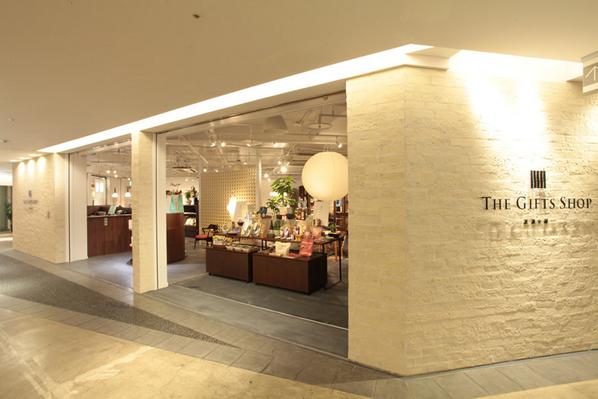 tabroomjp's tweet photo. 岐阜のいいものを集めたライフスタイルショップ「THE GIFTS SHOP」がオープン！
http://t.co/fVocyp55a2 http://t.co/KUbPLJ7M6q