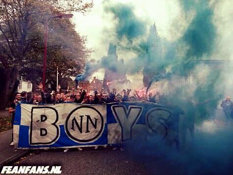 SCH_FANS's tweet photo. #Corteo #Heerenveen #HEEcam http://t.co/1ICl0eP0xN