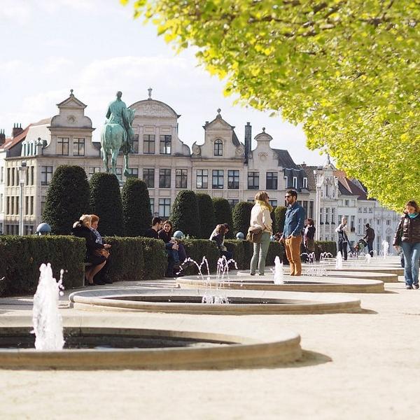 Le #montdesarts in a sunny day, enjoy #brussels #parks bit.ly/montdesarts pic by <a href="/smarksthespots/">S Marks The Spots</a>
