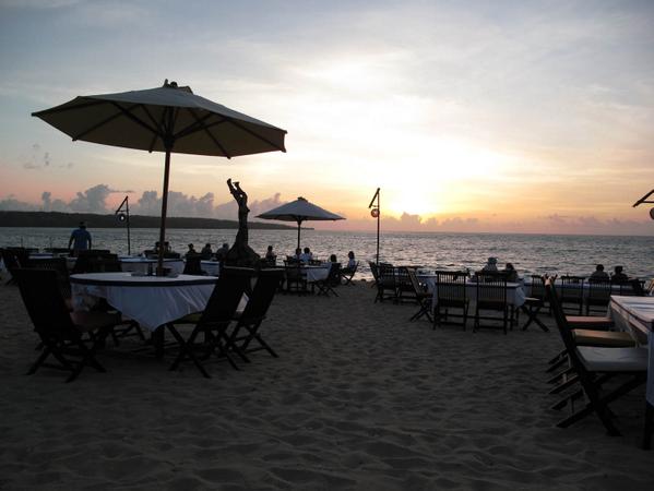 ToursLine's tweet image. Seafood dinner in Jimbaran - only 50 USD
tours-line.com/#!seafood-dinn…