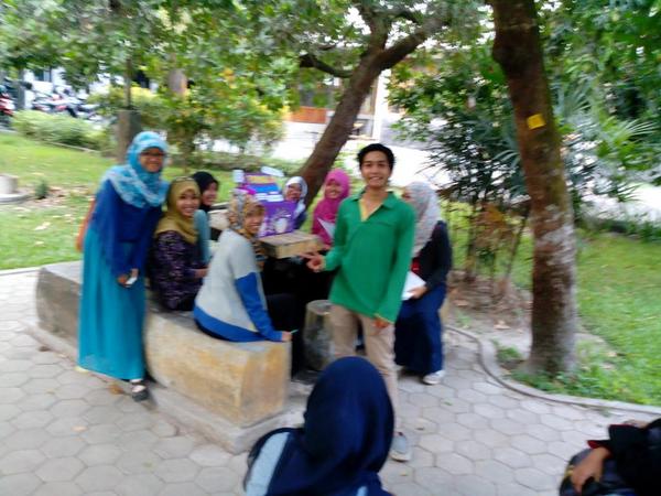 bemfkkmkugm's tweet photo. Kami tunggu kontribusimu @PDUGM2014 @gizkesUGM14 @PSIKUGM_2014 di KMFK, #OprecBersama @Mapadok_UGM @himikafkugm http://t.co/90QyyE6dJ2