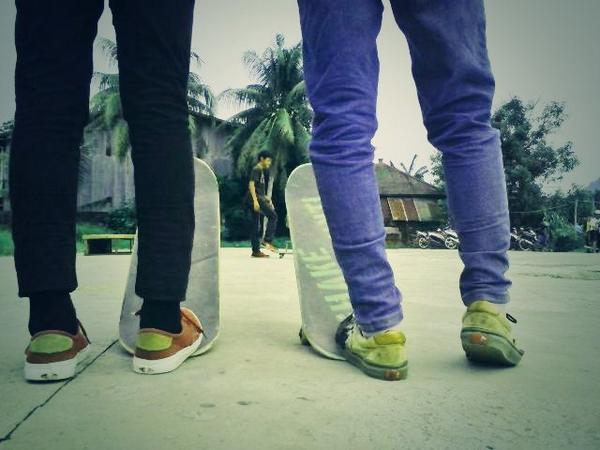 UrayAgung's tweet photo. #justskate #everydayy http://t.co/NM6LA9B9bE