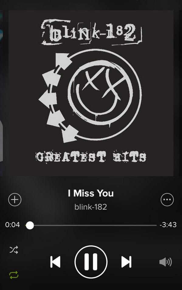 5secondsofjessy's tweet photo. I Love this Song so much ✖️❤️💪 I Miss you - blink 182 http://t.co/SM1PF12zae