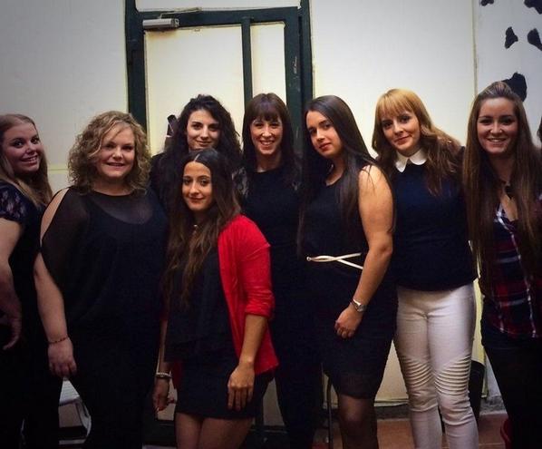 LoR3Na91's tweet photo. Cumple de Laury http://t.co/sbRUiZXEnr