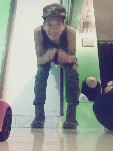 SUMIDOGAGO's tweet photo. #ARMYmember 🔫🔫🔫 http://t.co/0y9znNMafL