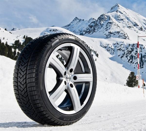 Kış lastiği alırken dikkat etmeniz gereken en önemli kriter lastiğin etiket değerleridir. fb.me/6LvBEIvUv