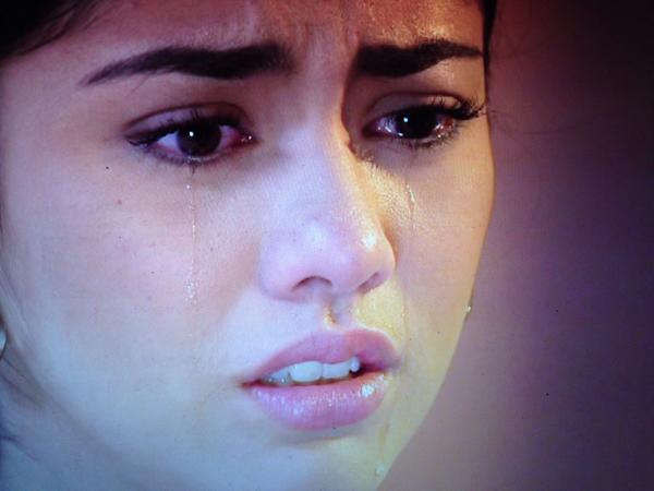 thekingstonjun's tweet photo. “@cheleborja: Waaah.... Kawawa naman si #Bethany  @HiramNaAlaala #KantaNiOtep http://t.co/bdGFfkvQM2”hu hu
