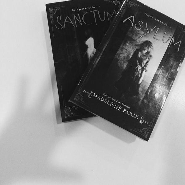 carmelmachiatow's tweet photo. We're prepared to be lost in Asylum and Sanctum (by @Authoroux)

#BookCompanion with Tita heh. #otspcebu http://t.co/YnwZcdA0cl