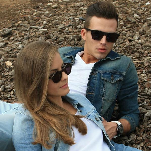 molergafas's tweet photo. Trabajamos para que sientas la madera en tu piel. Feliz #lunes, #Mólers! http://t.co/TnbQYzf3A8  #moda #gafasdemadera http://t.co/0eIqiBsPWA