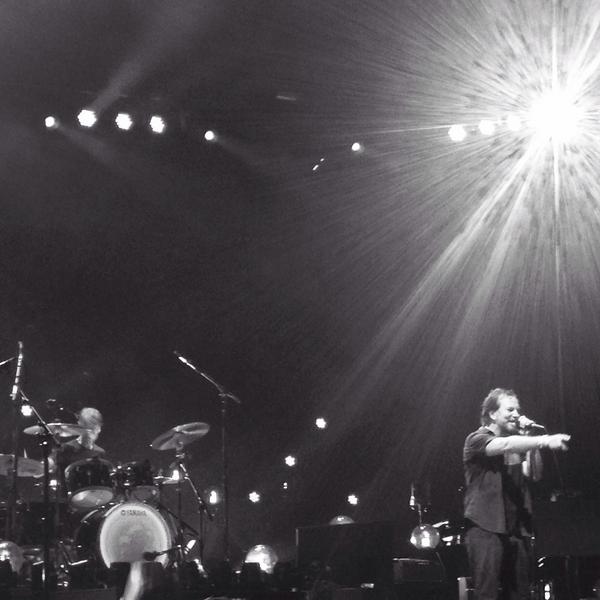 Amy_E_Photo's tweet photo. #pjstpaul #pearljam #PJFallTour #PJFall2014 #pjfanphoto http://t.co/L07uT7eO7W