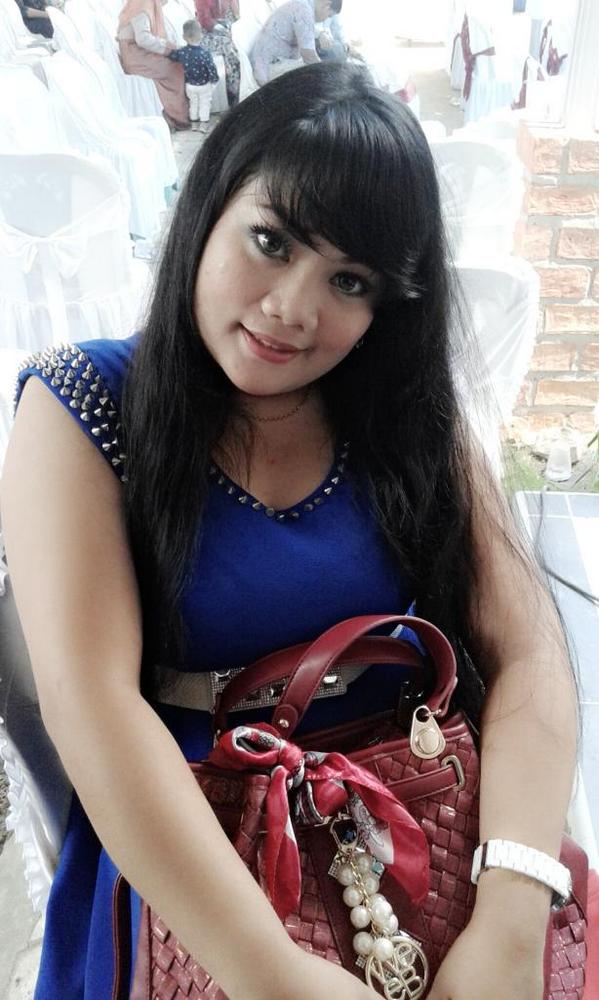 dewimutia02's tweet photo. http://t.co/DYjOYqCbGd