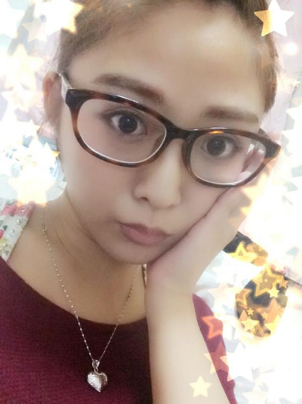 sakura_rio2011's tweet photo. ベーグル待ちのリオたろさん。完全に家モードです(笑) http://t.co/SAokgmJQ4T
