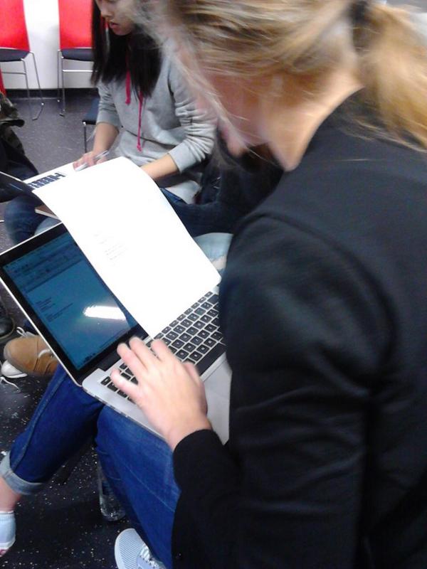 candelillaa's tweet photo. Working on our blog, finding the idea to film!! #205UMC #group8 http://t.co/50kKU3PfMy