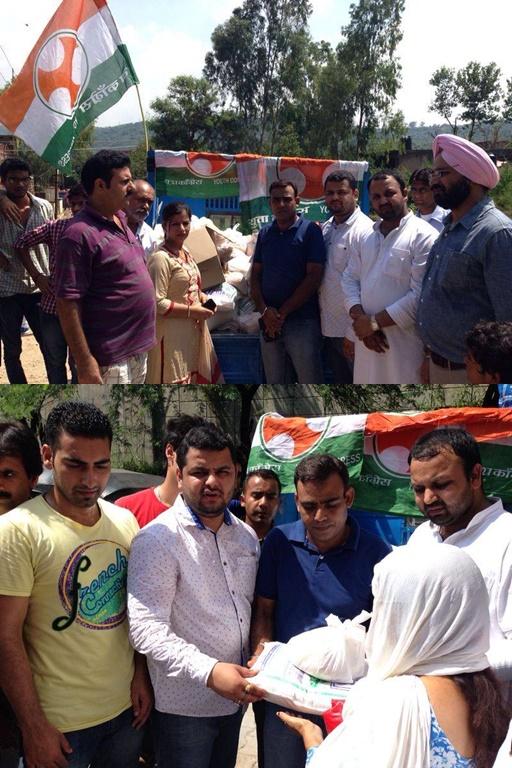 PYC_JandK's tweet photo. JYK PYC set up a relief camp &amp; started langer at effected areas of Jammu on 08/09/2014 &amp; 09/09/2014. http://t.co/V5LUnpWWgZ