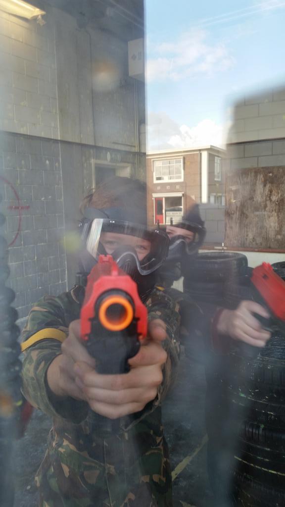 Kinderfeestje van  <a href="/VVerdouw/">Vasil Verdouw</a> <a href="/OLDEIESSEL/">OLDE-IESSEL</a> paintball in de oude brandweer kazerne!