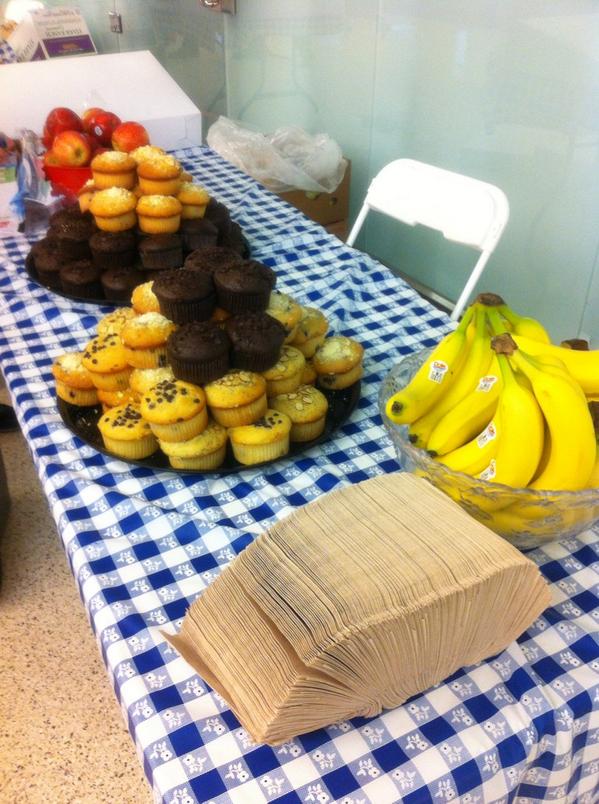 UtahStateSA's tweet image. Come and get it! Free breakfast in the Business Lobby. Help us kick off Business Week! #BusinessWeek2014