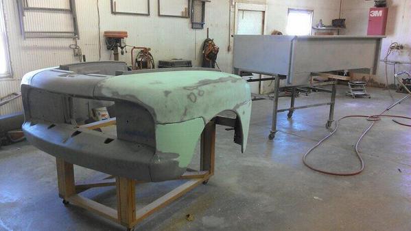 TatdChiveOwa's tweet photo. #JustWorkStuff progress the box has also been painted but no pictures http://t.co/bnmtfKHrSN