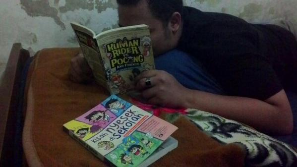 Yaz_Nov's tweet photo. Ilangin stress ya kan...@Fariskomik http://t.co/pzJBGPyu82