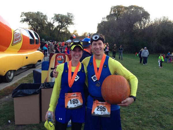 jmfleming8's tweet photo. So much fun at the Monster Run! Enjoyed the free pumpkin at the end! #coeursports #bestracereward #minions http://t.co/6QmT5WQi49