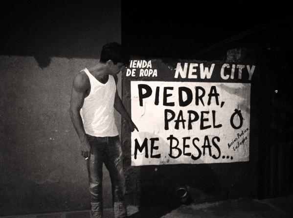 7silvia27's tweet photo. "@mario_casas_: #breakColombiano
#Bichopalo
#Crew
@PELNpelicula http://t.co/byWXqr0GBg"@MartaGarre elige amoree 😍😍