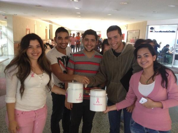 LA_UJAP's tweet photo. La Comunidad Ujapista y @ceujap se solidariza con la bella causa de @FUNCAMAMA ¡Colabora en este #PotazoRosa! http://t.co/z2pgmOsUWe