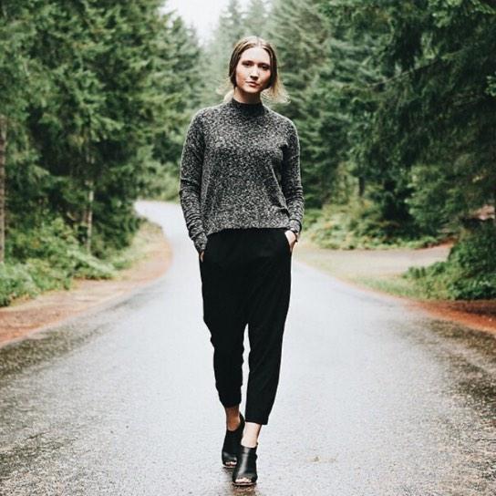 Girlstar28's tweet image. @RideauCentre a cozy sweater #fallchange