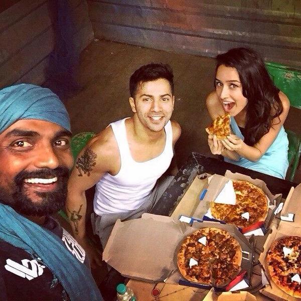 Varun_dvn tweet picture