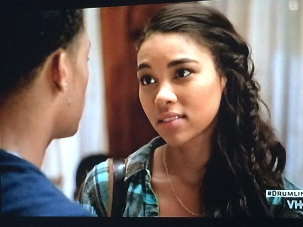 Mochabino's tweet photo. When you know he a hoe 😒 and he still tryna spit game 😭😭 #DrumlineANewBeat http://t.co/fxxbofkZGF