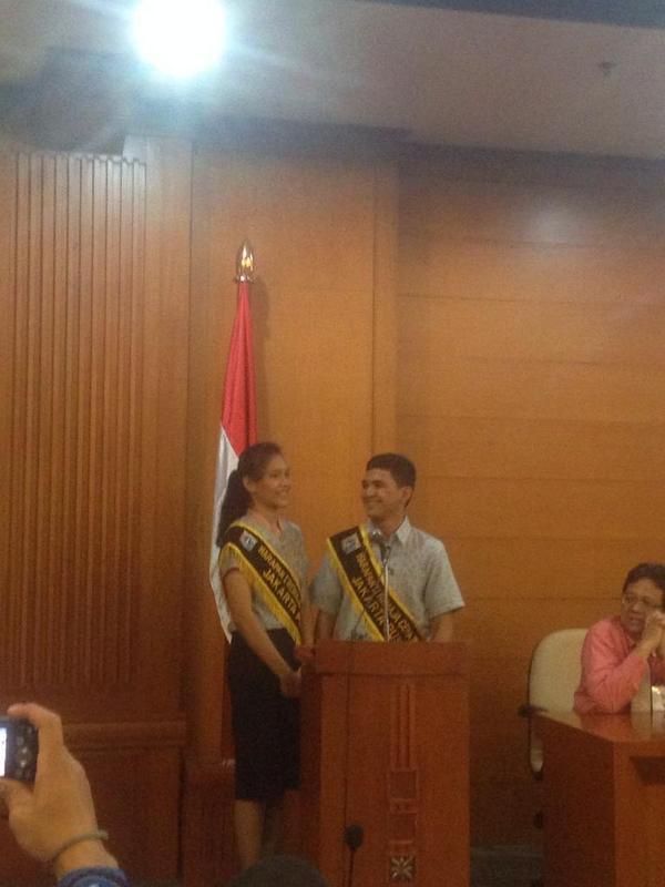 RCJakpus's tweet photo. Dan @LouisaMononutu sama @ikhls jadi perwakilan dari kita nih buat nyampein opini nya nih teens.. http://t.co/8ij15EoBak