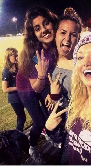 DoraSagittarius's tweet photo. “@SamiMims: Your spirit-turnt Eagles! #WeLoveSoccer #AlmostTooMuch http://t.co/LIhlEQK0ON” #Ejected