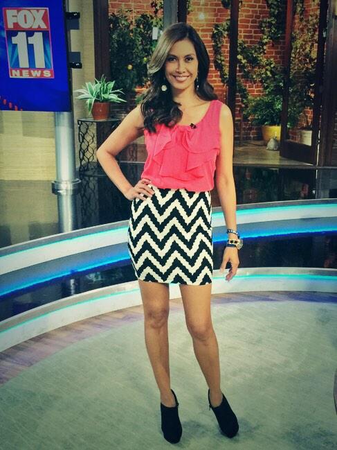 mariasearth's tweet image. It's the Monday #ootd #mixingpatterns #booties #fall @GDLA