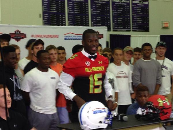 RivalsHS's tweet photo. .@jacques_patrick tries on his @AllAmericaGame jersey for the first time #PatrickPicks #UAALLAMERICA http://t.co/IVgxoE6cYW
