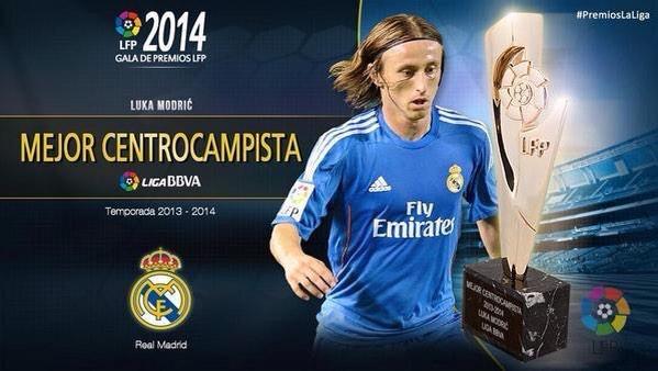 abod_ramos's tweet photo. -أفضل حارس نافاس
-أفضل مدافع راموس
-أفضل وسط دفاعي لوكا
-أفضل هدف رونالدو
-أفضل مهاجم رونالدو
-أفضل لاعب رونالدو http://t.co/IQZTSJ675P